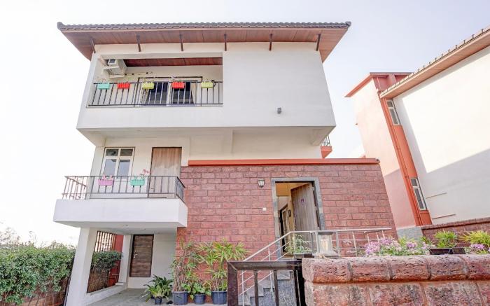 Aamy Villa | 3-BHK | Pvt Pool | Garden | Balconies