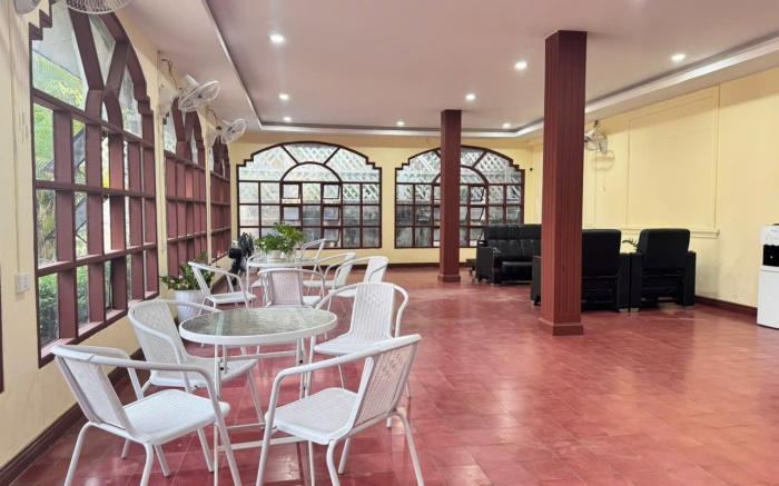 Yula Hotel Thatluang