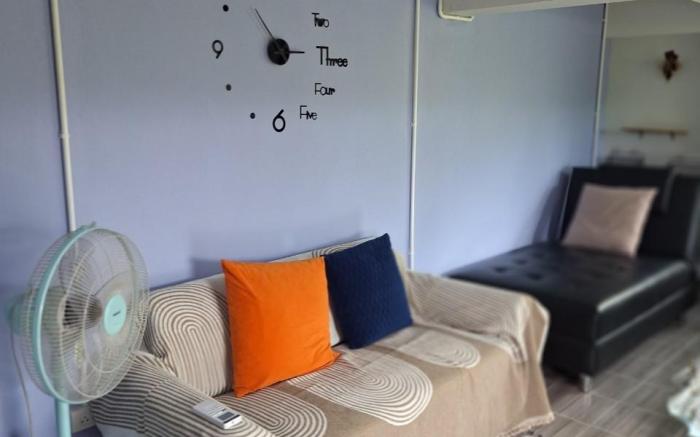 lala's house @mae on