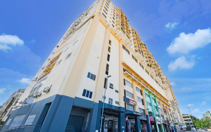 Danceter Destiny Riverside Hotel