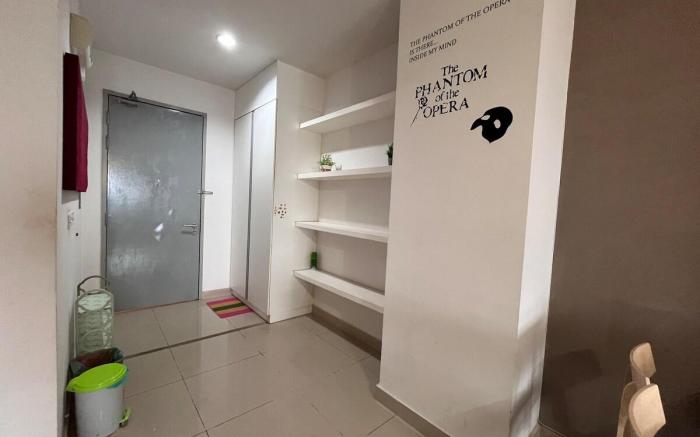 #17 Studio First Subang Courtyard@SS15 LRT(2-5PAX)