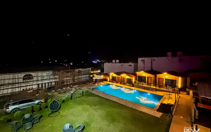 Euphoric Tiger Resort
