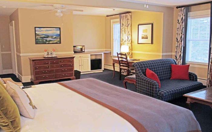 Omni Bretton Arms Inn at Mount Washington Resort