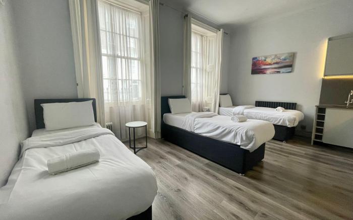 Baker Street Apartments