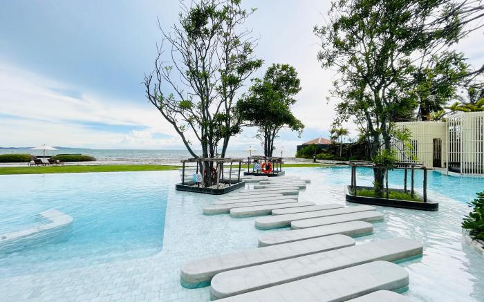 O2 Spacious Sea View 3BR Veranda Pattaya 