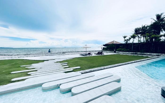 O2 Spacious Sea View 3BR Veranda Pattaya 