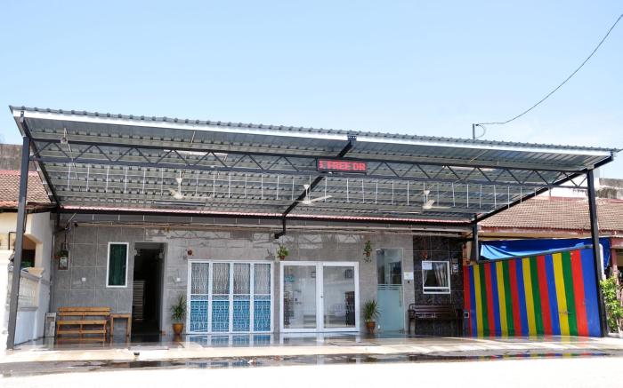 Teruntum 96 Guest House
