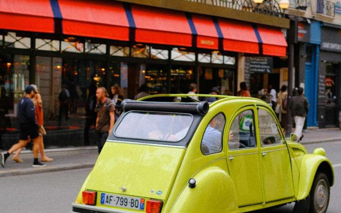 Chic and Cosy Apartment-Canal Saint Martin 