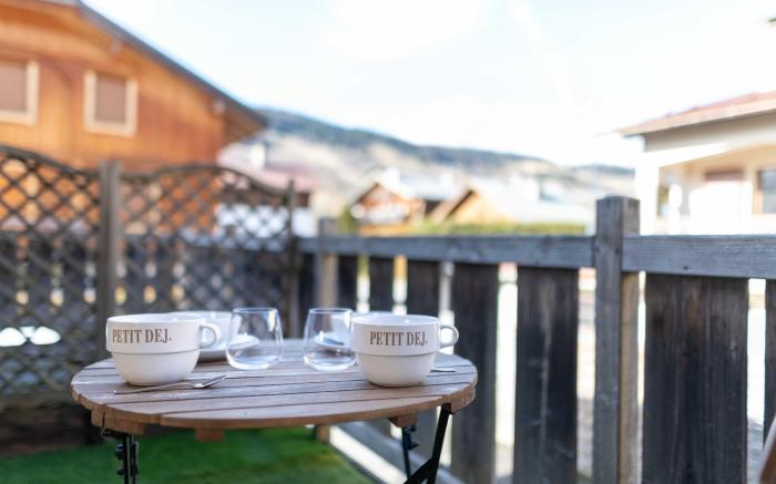 Apartment with terrace and parking heart of Megève