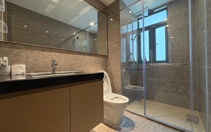 R&F Seine Region Garden View Studio High Flr NO TV