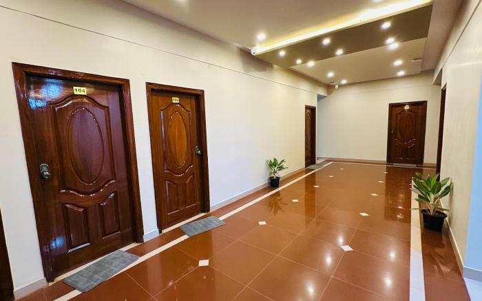 IVORY SUITES