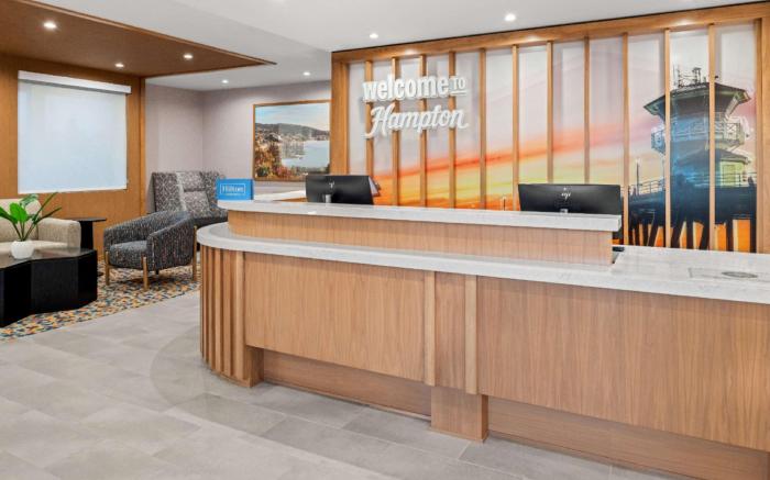 Hampton Inn by Hilton Costa Mesa Newport Beach
