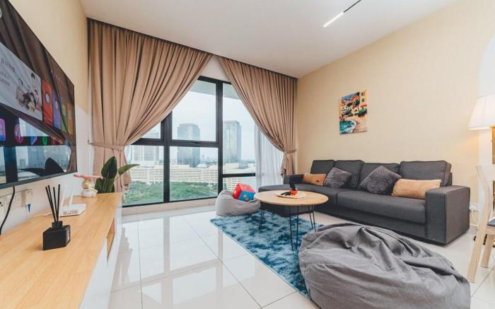 Mosaic Midvalley Starlit 3BR 8pax Bathtub Mahjong