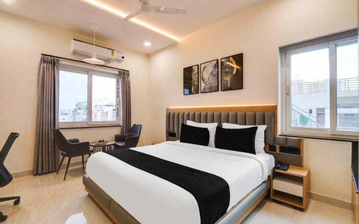 Townhouse Mailardevpally Near Owaisi Hospital Formerly Tolkanti Arcade