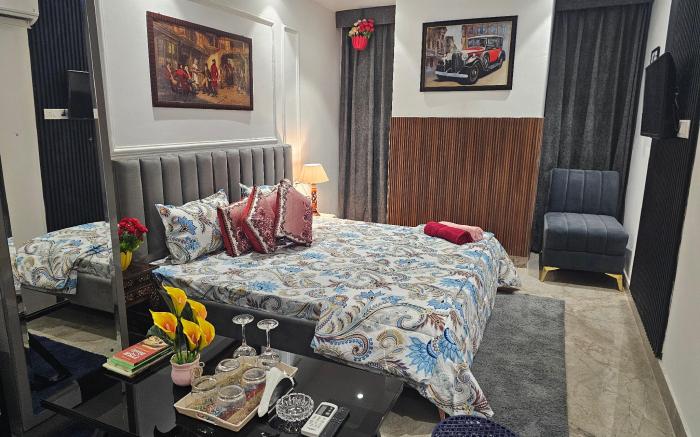 Ultra Luxury Cool Flat By Bliss Stay