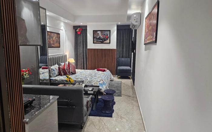 Ultra Luxury Cool Flat By Bliss Stay