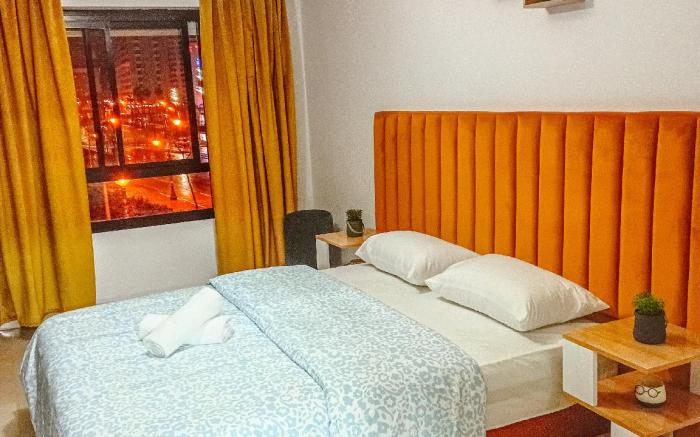 Cozy Luxury Apartment Near Station, Facing Hilton
