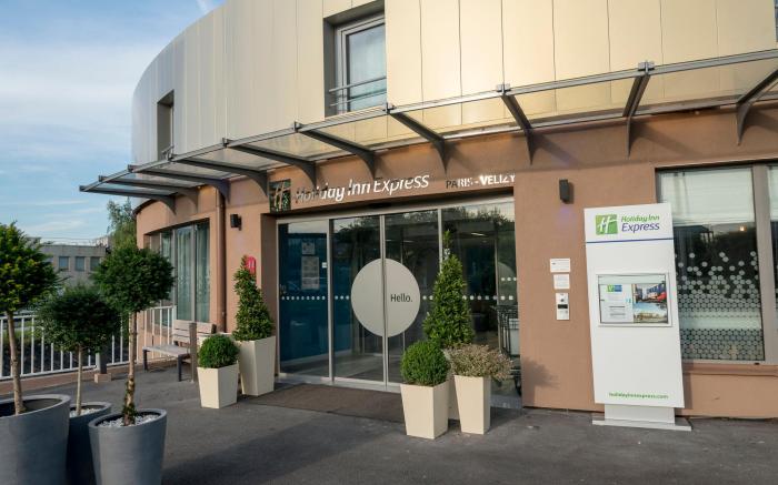Holiday Inn Express Paris - Velizy By IHG