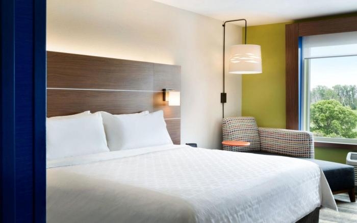 Holiday Inn Express And Suites Red Wing By IHG