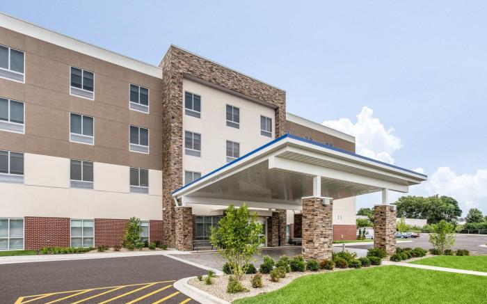Holiday Inn Express And Suites Ottawa By IHG