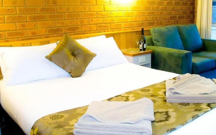 Golden River Motor Inn