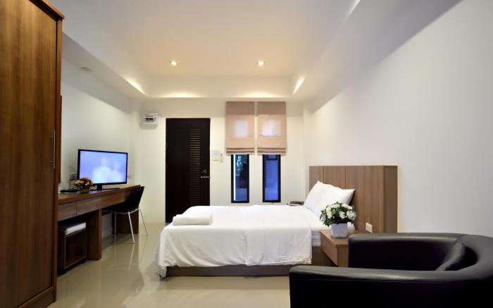 Gasser Park & Residence