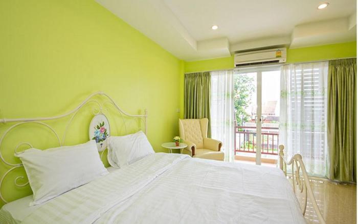 Takanta Place Aparthotel