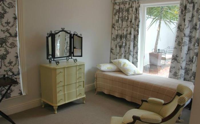 St Aidans Guest Cottage