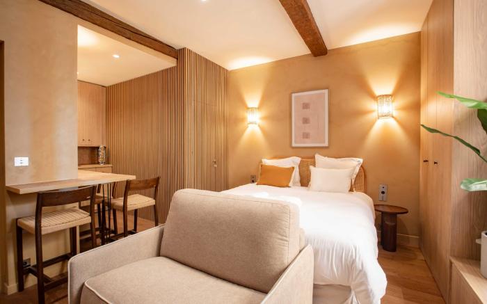 Charming Studio with A/C - 2P - Center St Tropez