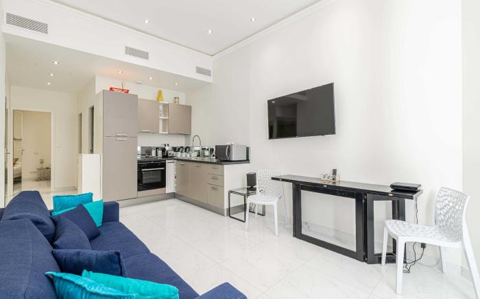 Lovely apartment - two bedrooms, near Croisette