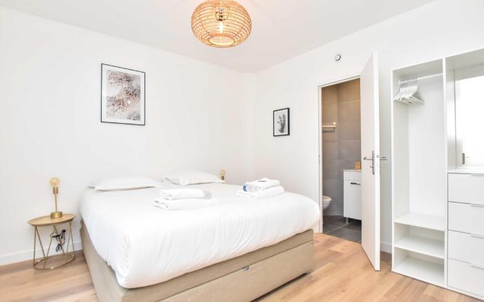 Superb apartment - 6 rooms - Paris center