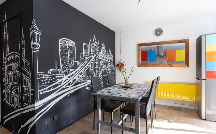 Tower Bridge Rainbow Suites