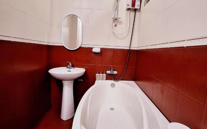 N4 Studio Apartment Room near Abreeza, SPMC, USEP