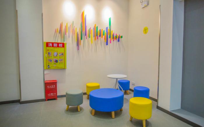 7 Days Inn Huaihua Zhijiang Pedestrian Street