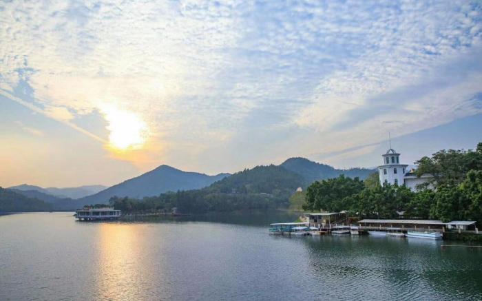 7 Days Inn Zhuhai Eyudao Bohuang Home Furnishing Baitenghu