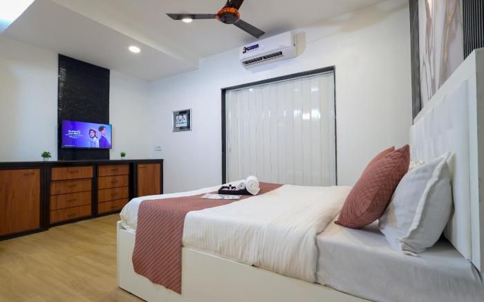 Presidential Villa - Kandivali East