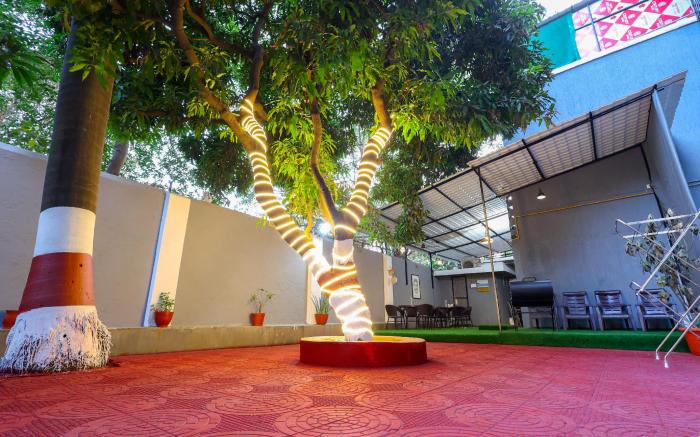 Ethnic 5 Bedroom Villa - Backyard BBQ, Pool Table