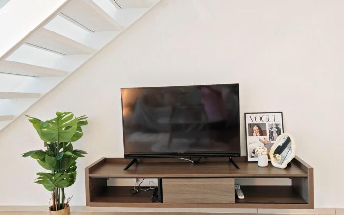 City Breeze4pax@EkoCherasMRTmall