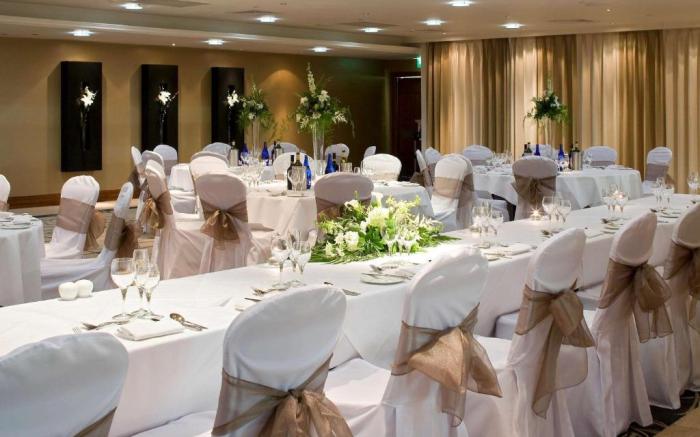 The Luxury Central Cardiff Signature Hotel By Belvilla