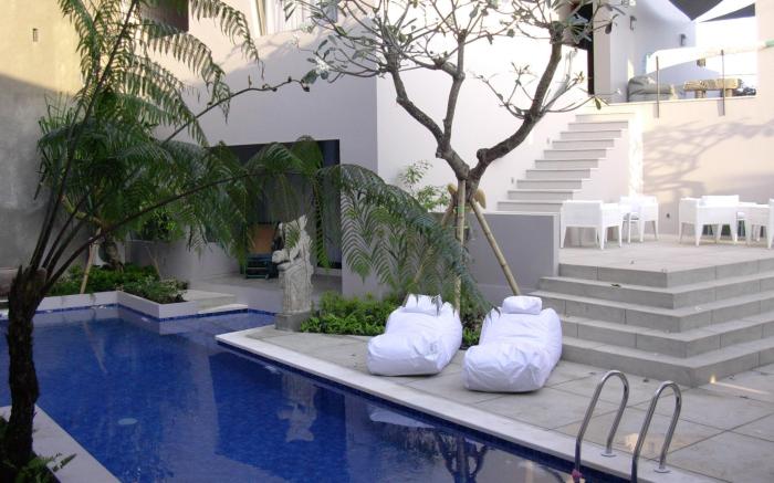 Scala – Bed and Beyond Hotel