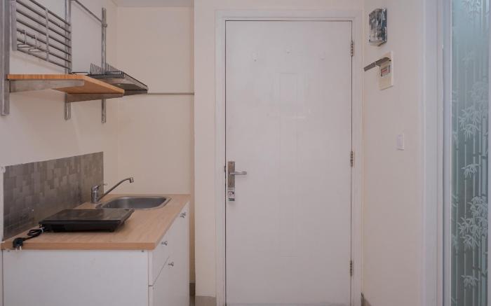 Good Nice Studio Room at Poris 88 Apt By Travelio