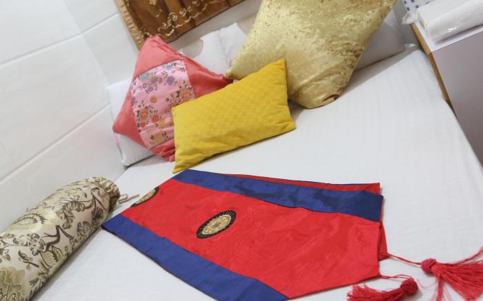 Strawberry Guest House - Toronto Motel Group