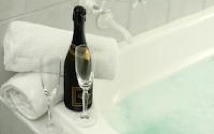 Golden Reef Motor Inn