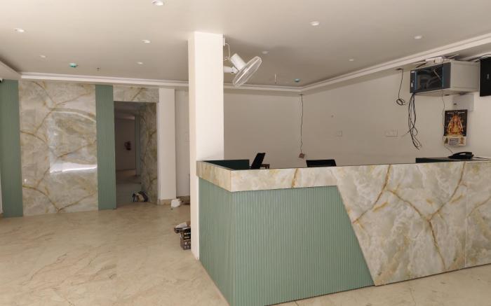 Hotel Devi Paradise