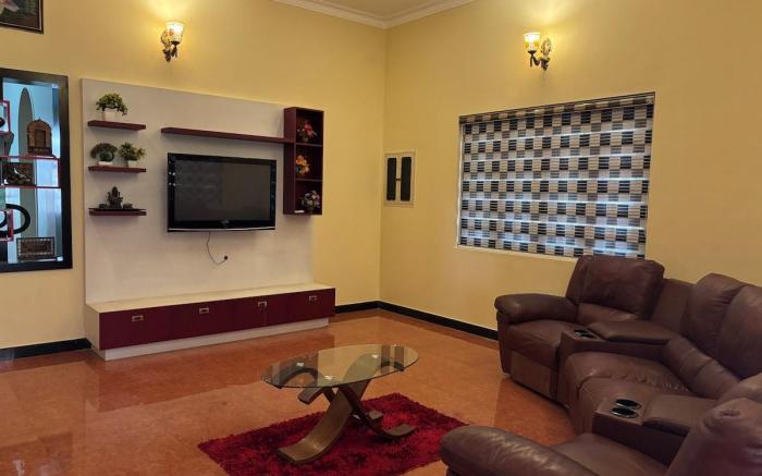 Rohini Villa - 5BHK Luxury Garden Villa @ Calicut