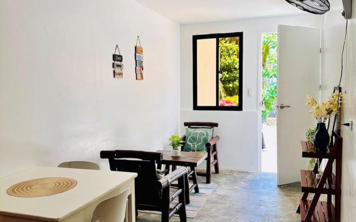 1bedroom, quiet and close to the Hartman BEACH!