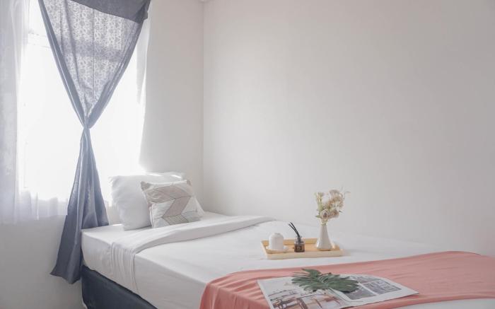 Stunning 2BR Apt at Vittoria Residence By Travelio