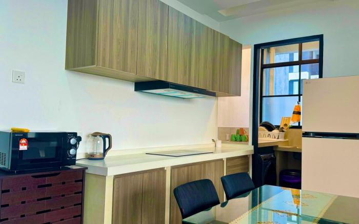 Luxury Five queen bed apartment sea&city Netflix