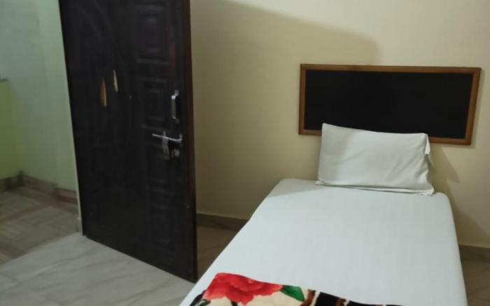 Goroomgo New Ashoka Prayagraj