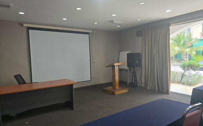 Fast Hotel